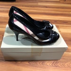 Burberry heels